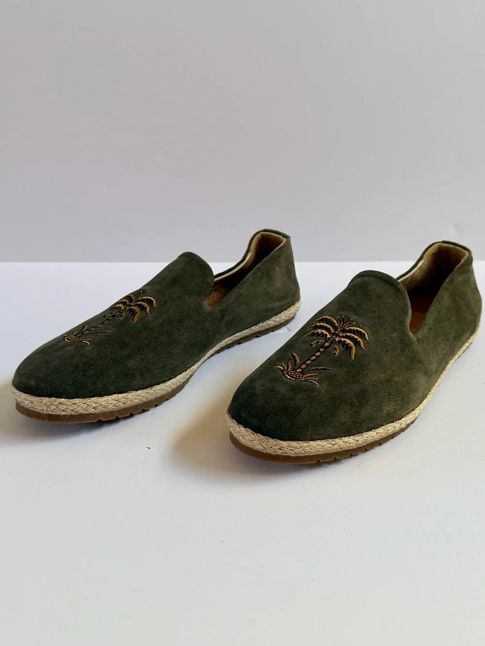 Patara smoking slipper